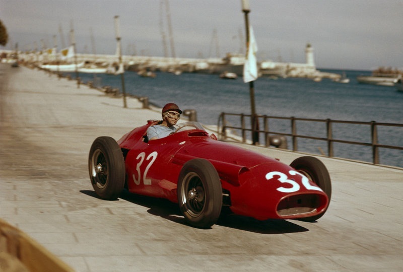 Juan Manuel Fangio 003 800